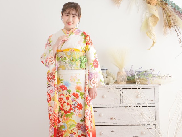 《成人式当日》ヘアメイク・着付特別料金