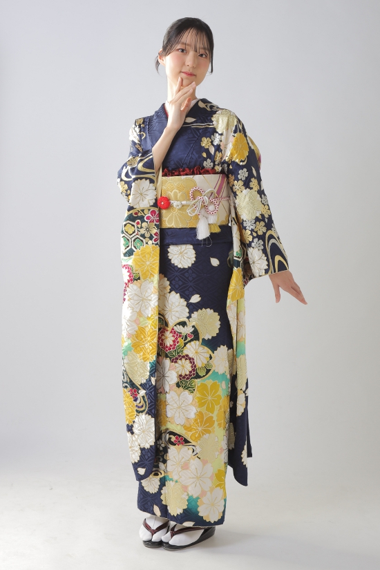 紺 古典振袖
